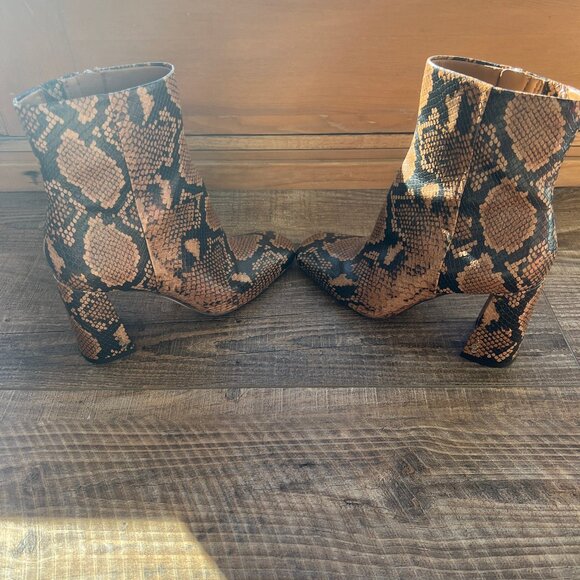 Sam Edelman Codie Ankle Boot - Picture 4 of 5